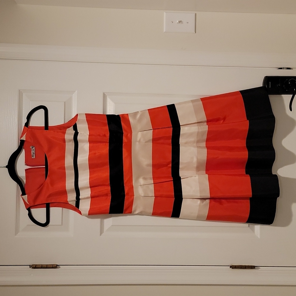 Women dress